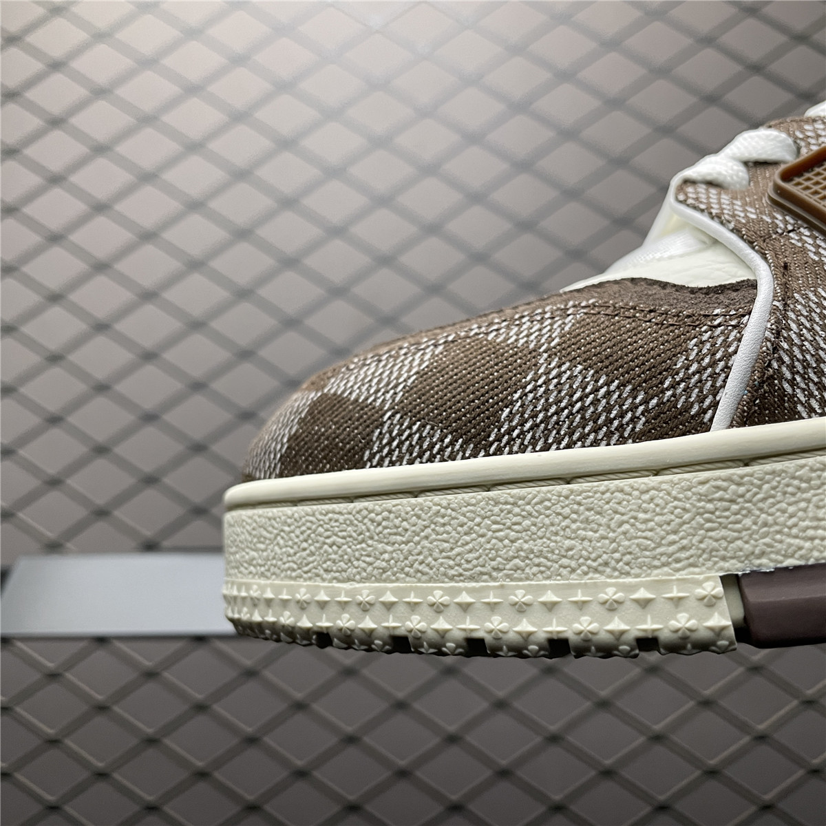 Replica LV Shoe  Louis Vuitton LV Trainer Brown
