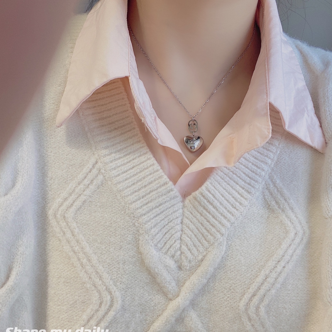 Replica GUCCI Necklace