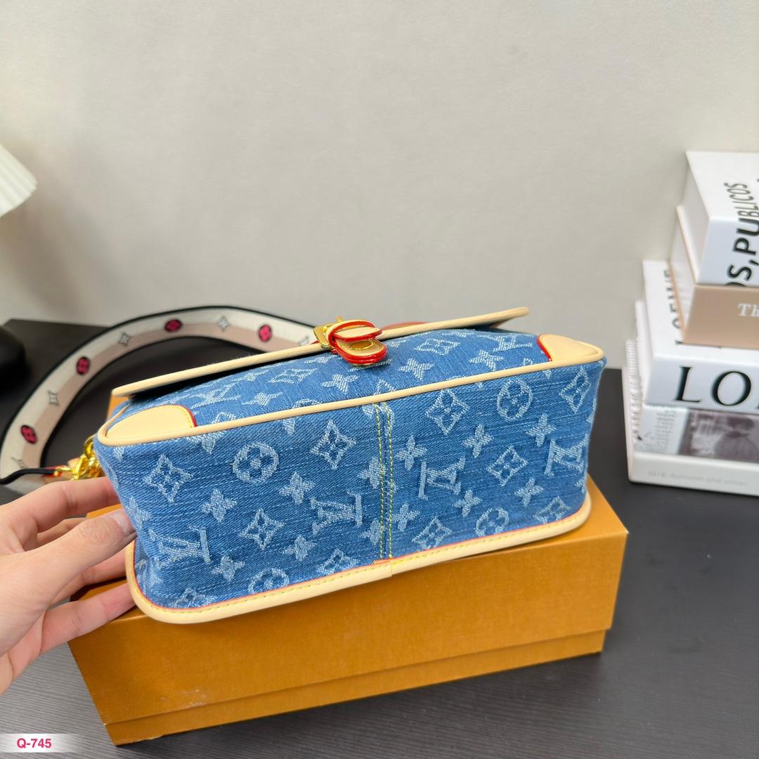 Replica Louis Vuitton Bag 16*25CM
