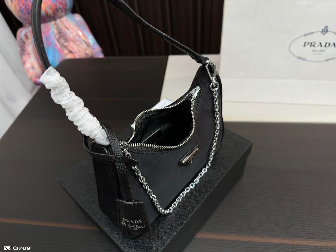 Replica Prada Bag 21*11CM
