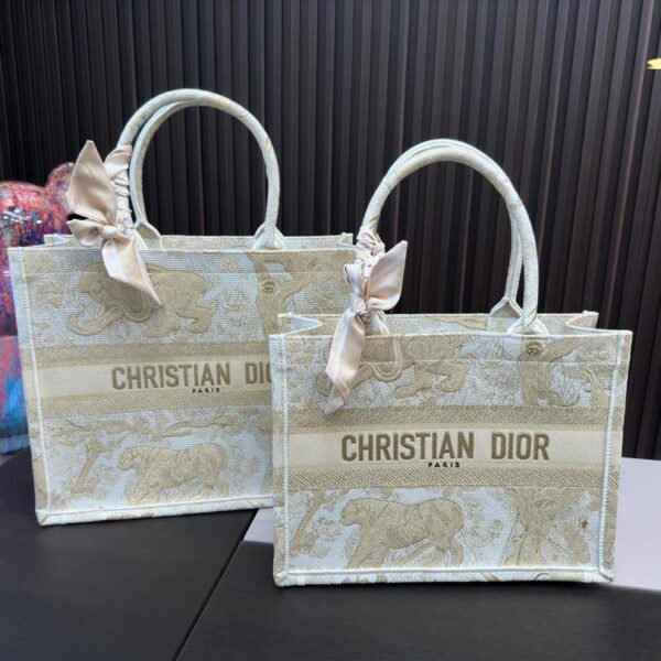 Replica Dior Bag   41*34CM/36*27CM