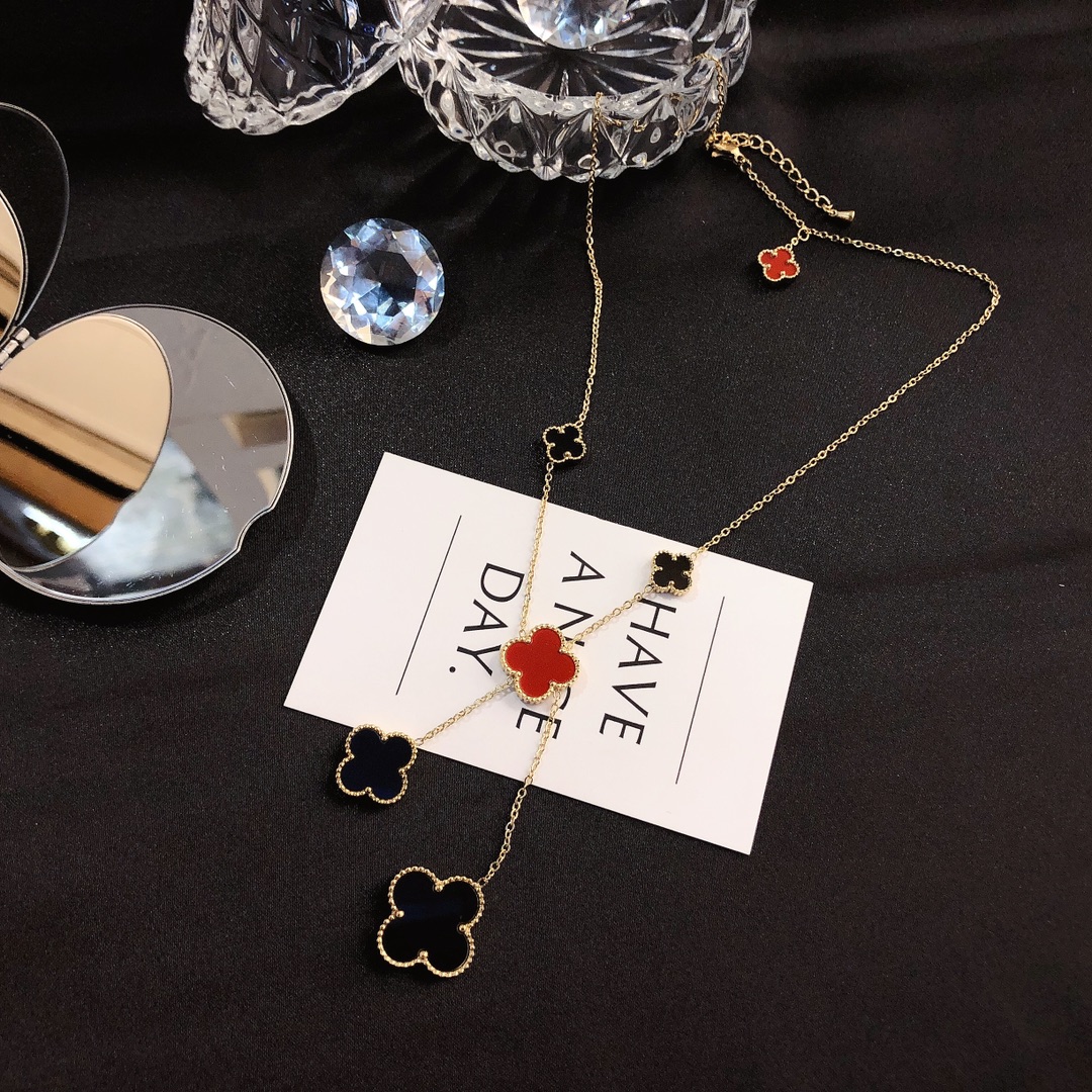 Replica VanCleef Arpels Necklace