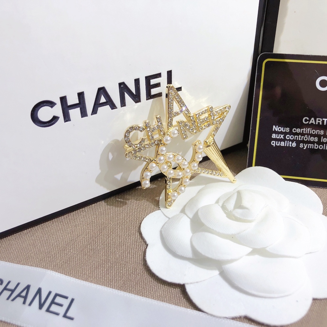 Replica CHANEL Brooch