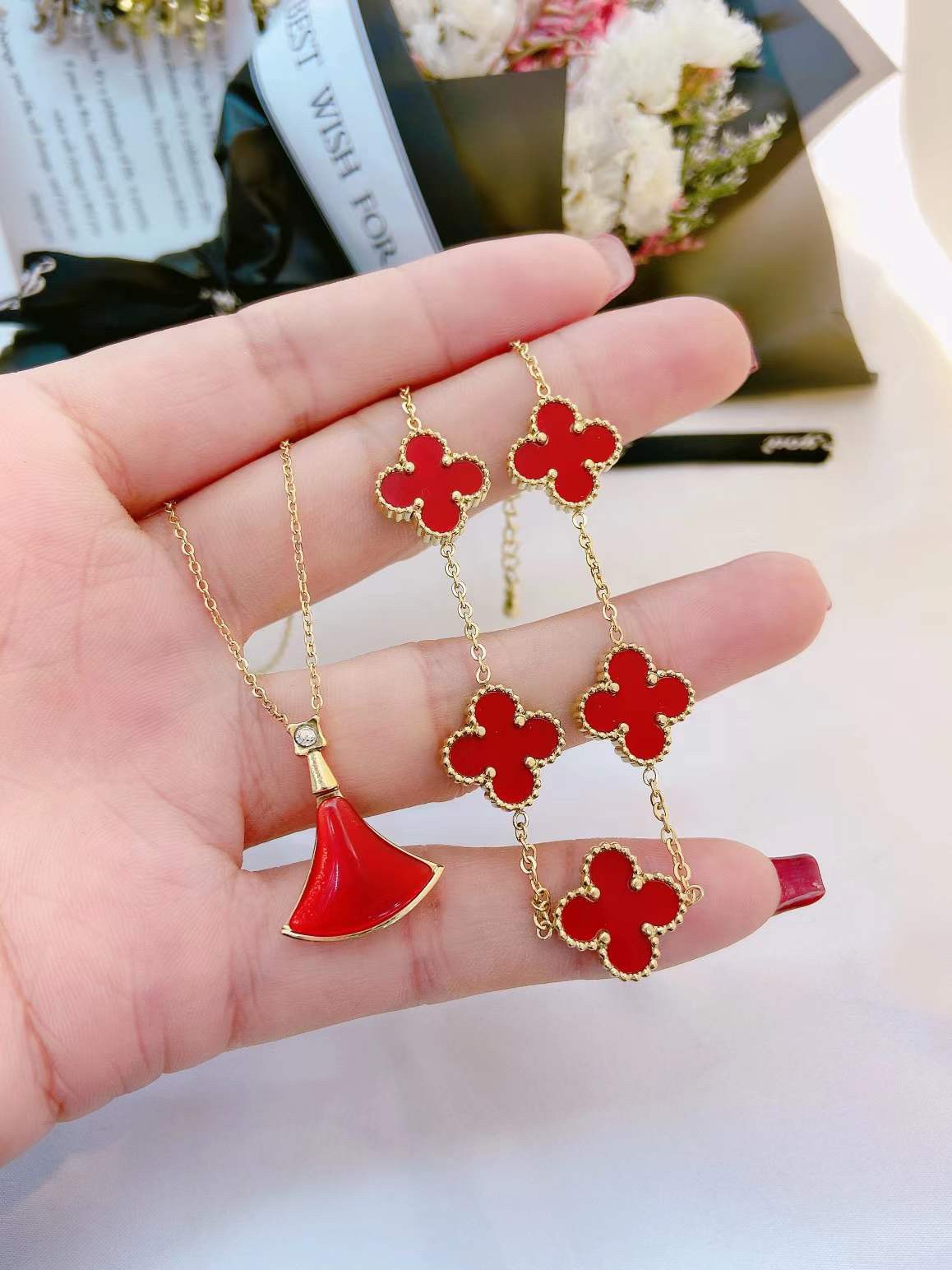 Replica VanCleef Arpels Necklace