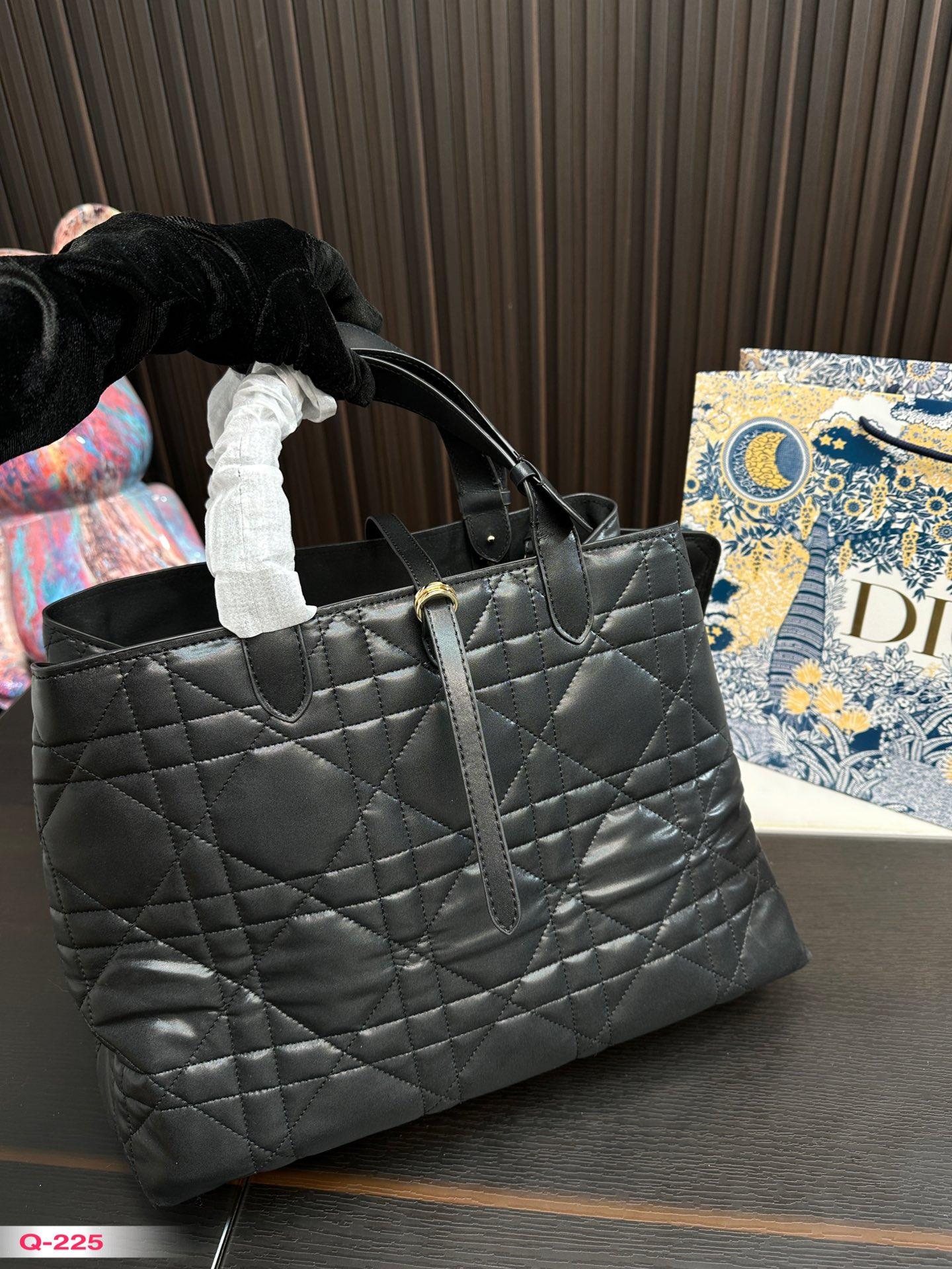 Replica Dior Bag 28*37CM