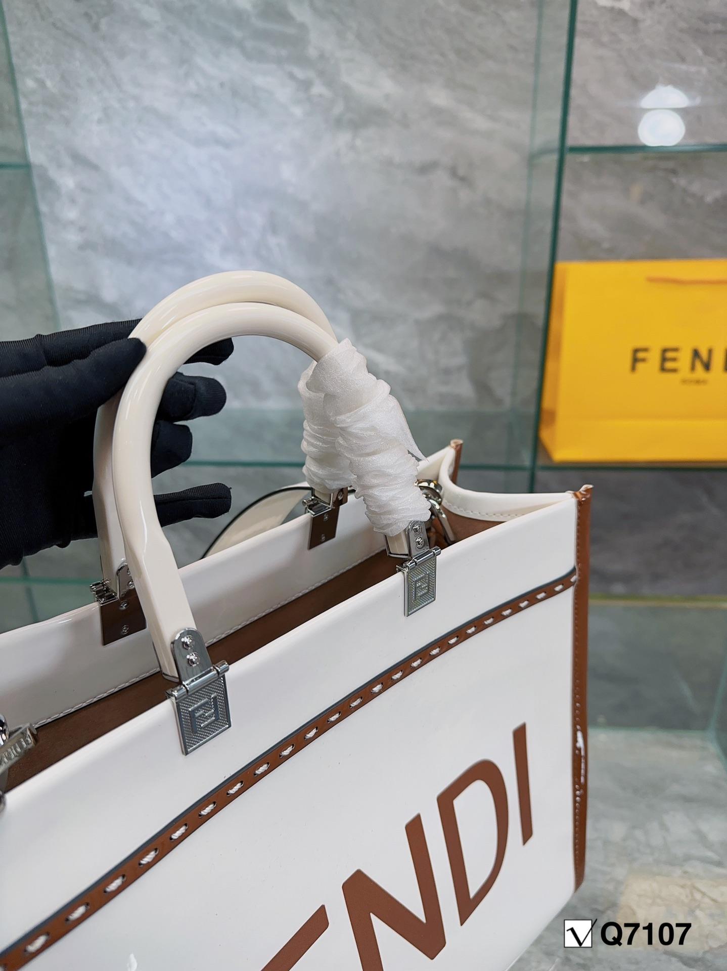 Replica Fendi Bag 35*28CM