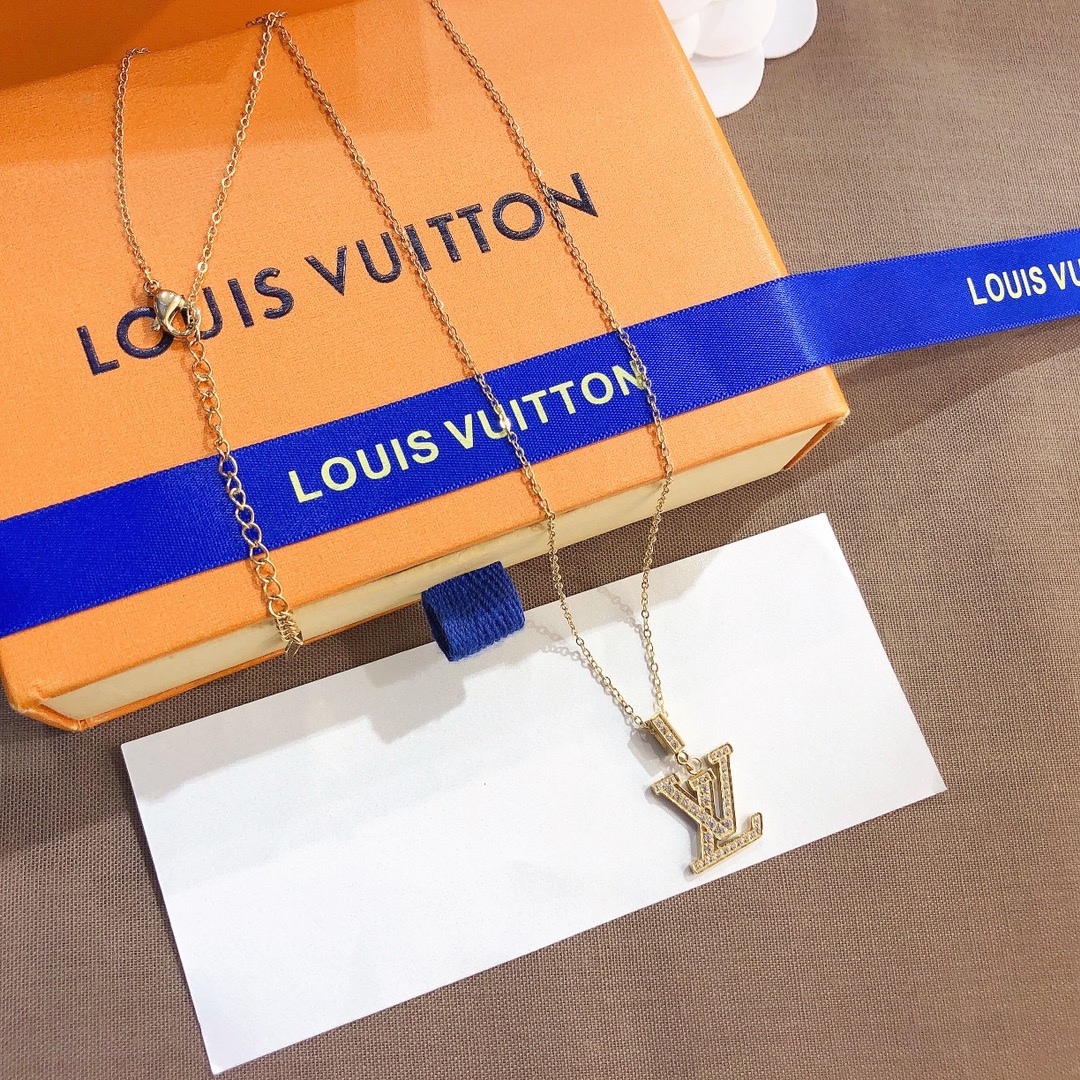 Replica LOUIS VUITTON Necklace