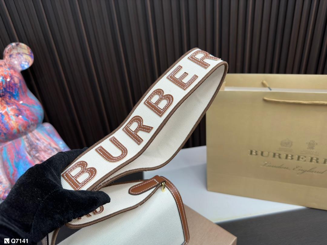 Replica Burberry Bag 20*15CM