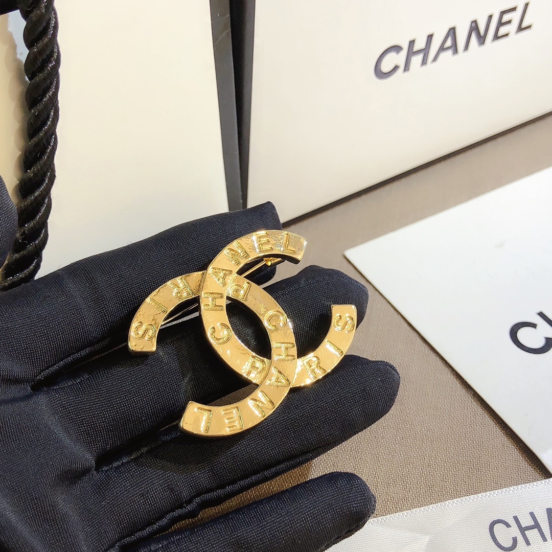Replica CHANEL Brooch