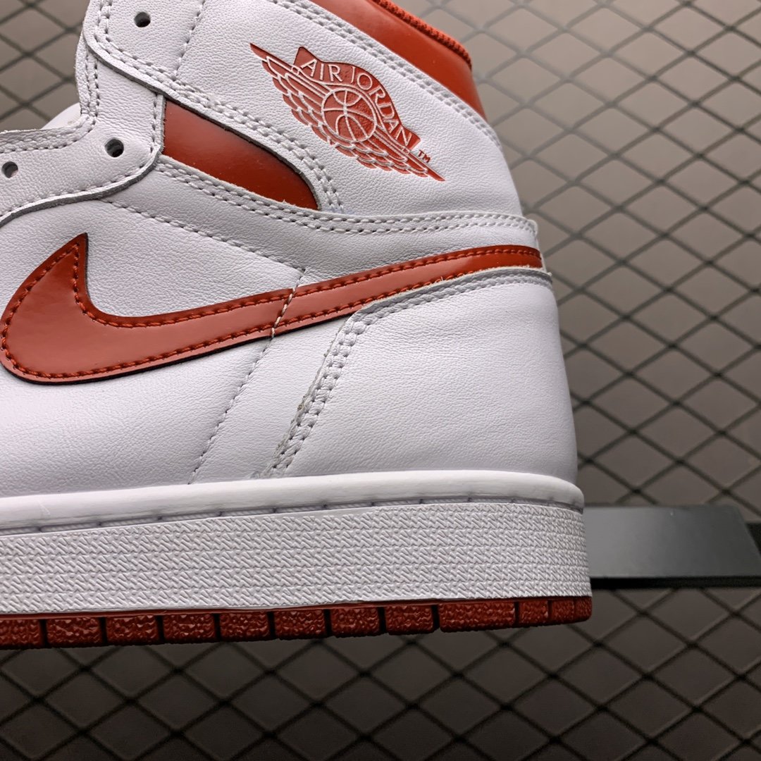 Replica Air Jordan Shoe Air Jordan 1 Retro Metallic Red 555088-103 Size 40-46