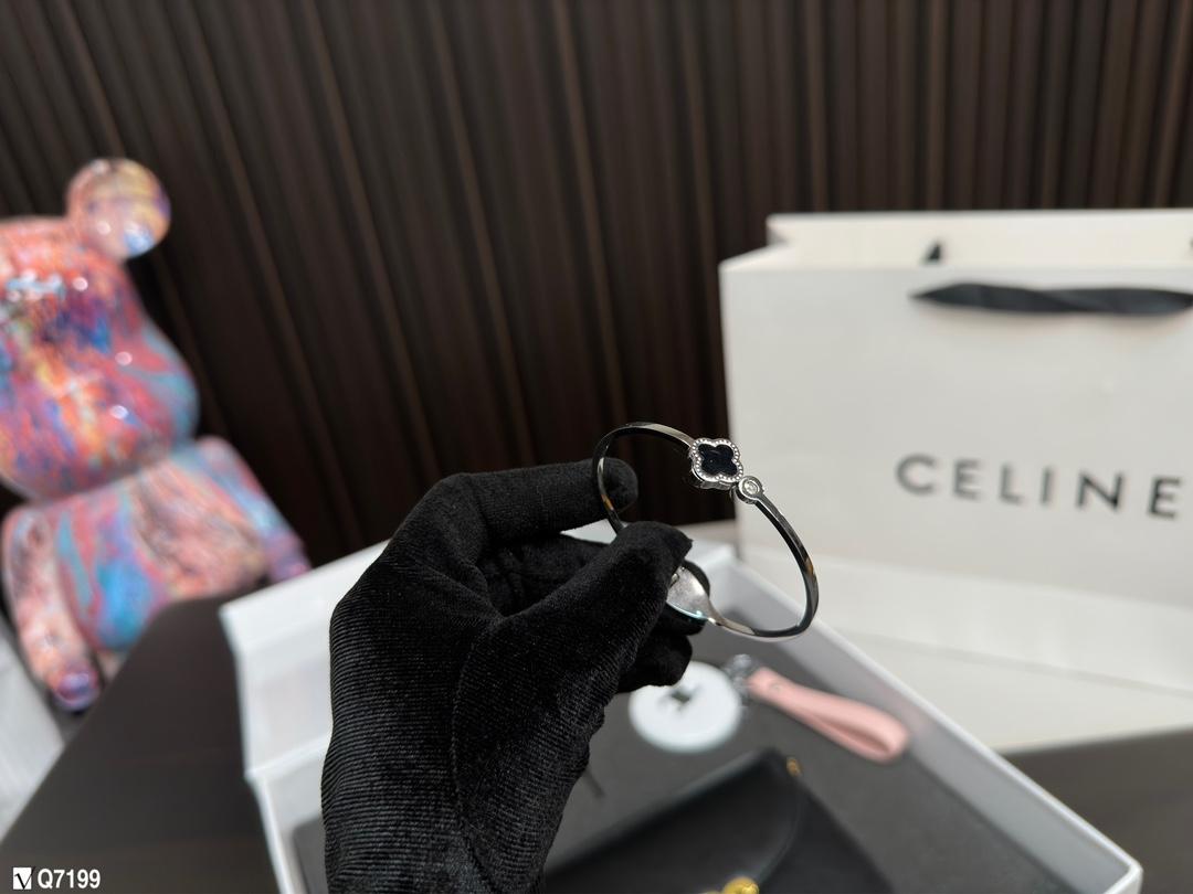Replica Celine Bag 18*15CM