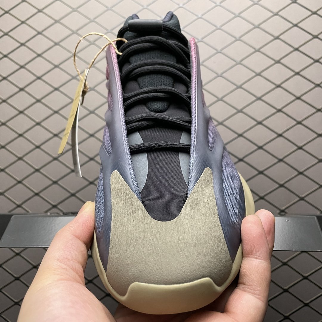 Replica Adidas Yeezy Shoe Adidas Yeezy 700V3 Fade Carbon GW1814