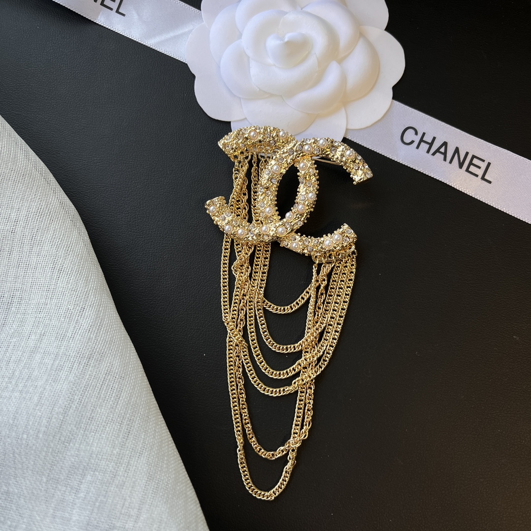 Replica CHANEL Brooch