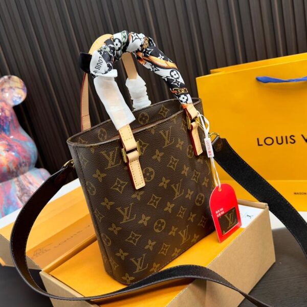 Replica Louis Vuitton Bag 20*20CM