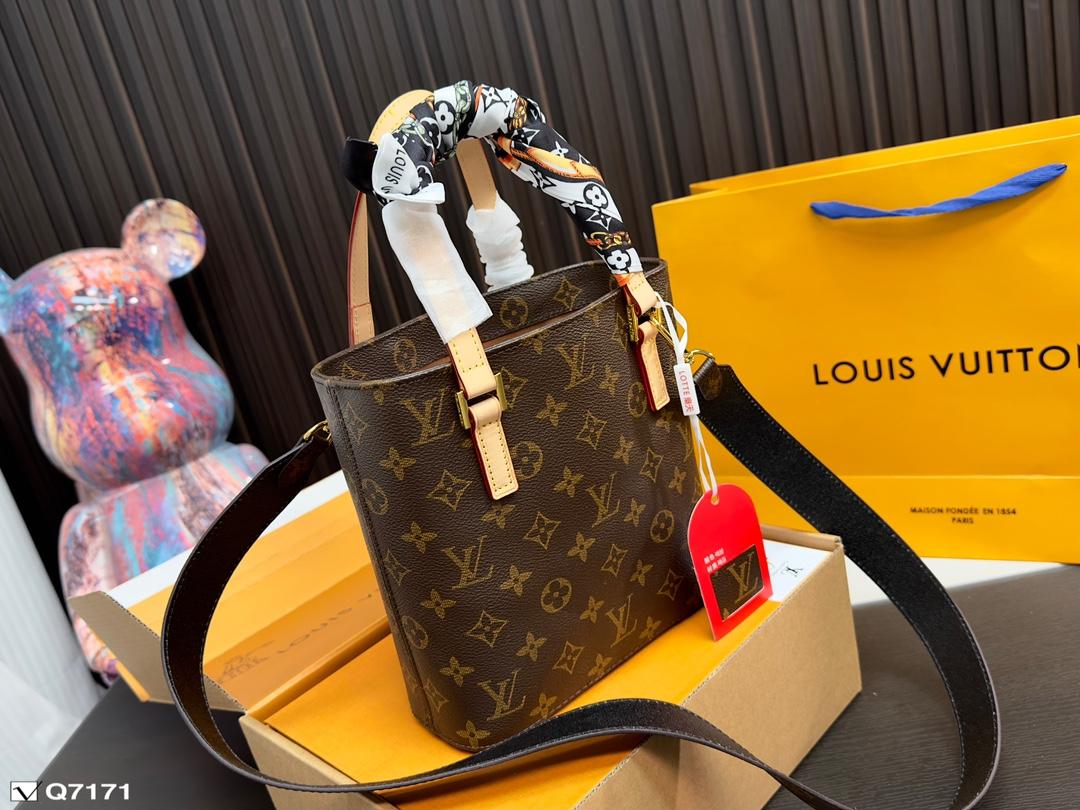Replica Louis Vuitton Bag 20*20CM