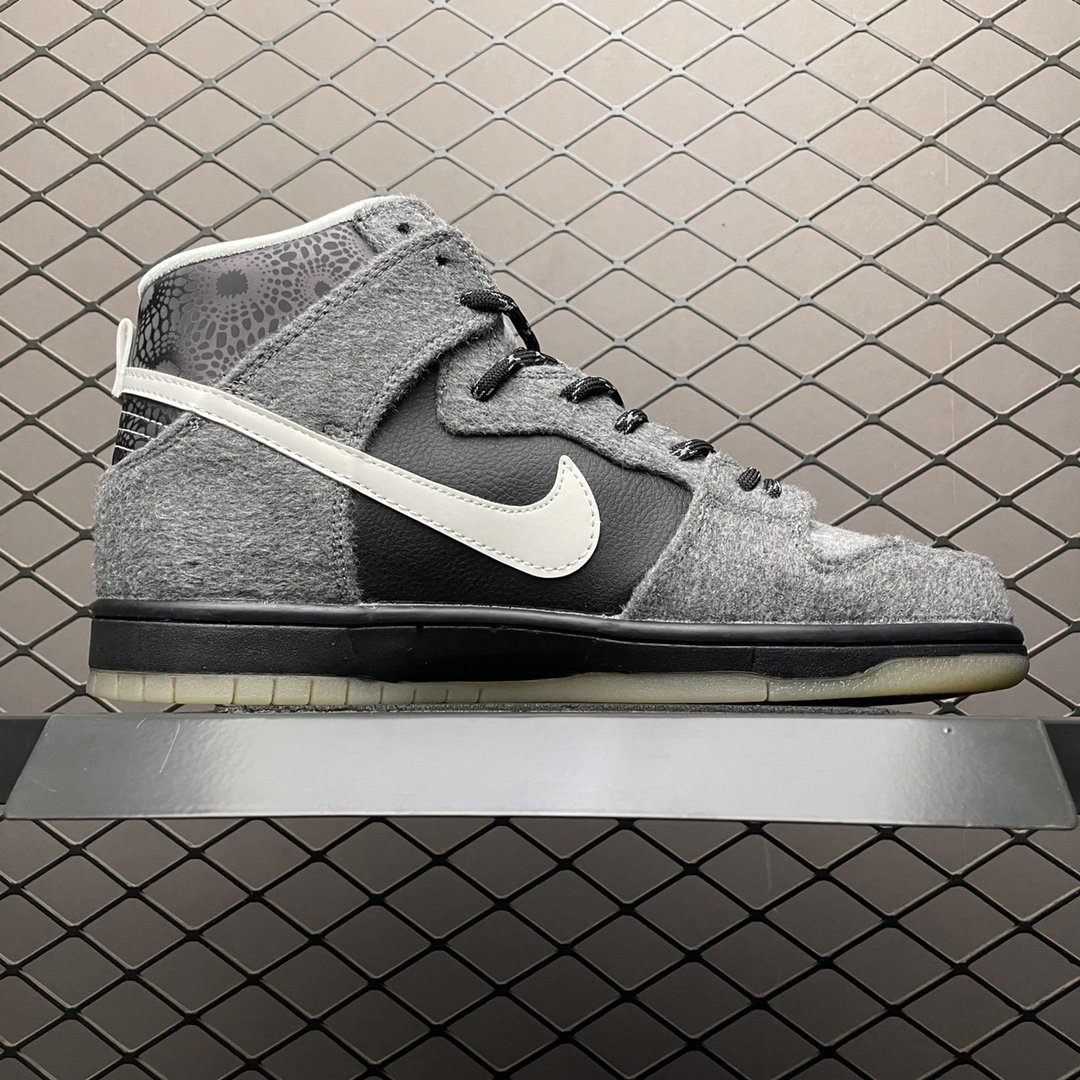 Replica Nike Dunk SB Shoe Nike Dunk SB High 645986-010 Size 39-45