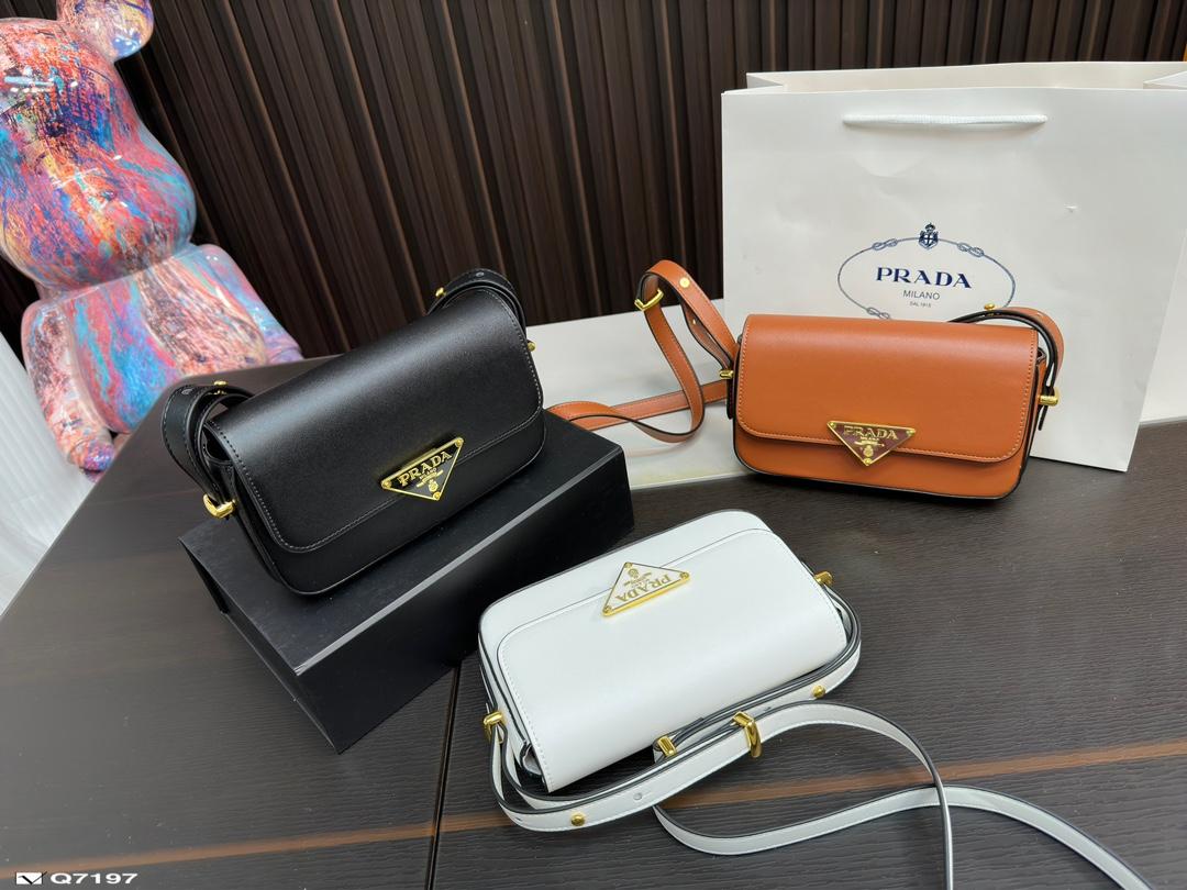 Replica Prada Bag 21*13CM