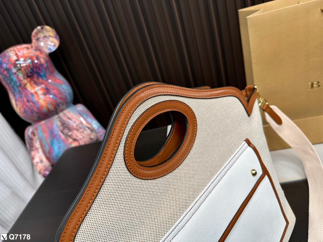 Replica Burberry Bag 25*28CM