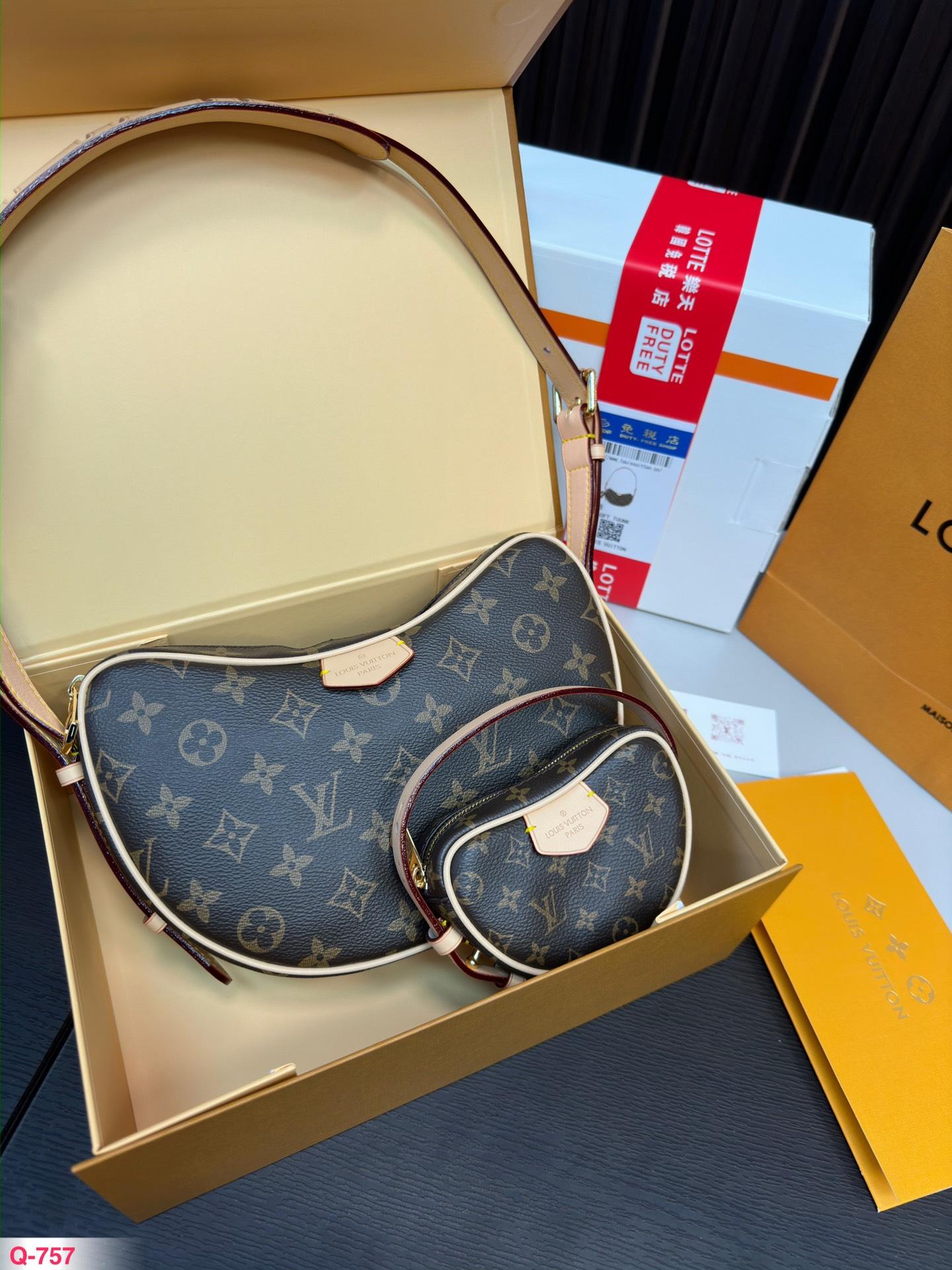 Replica Louis Vuitton Bag 14*25CM