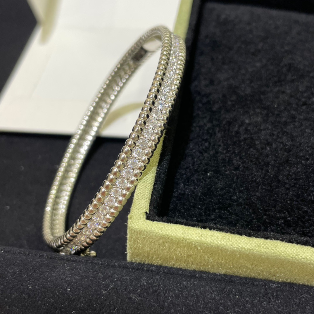 Replica VanCleef Arpels Bangle