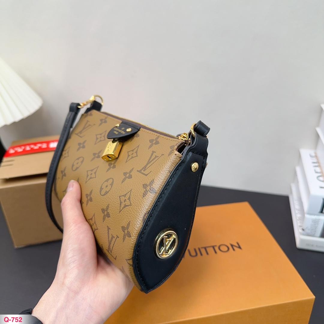 Replica Louis Vuitton Bag 21*13CM