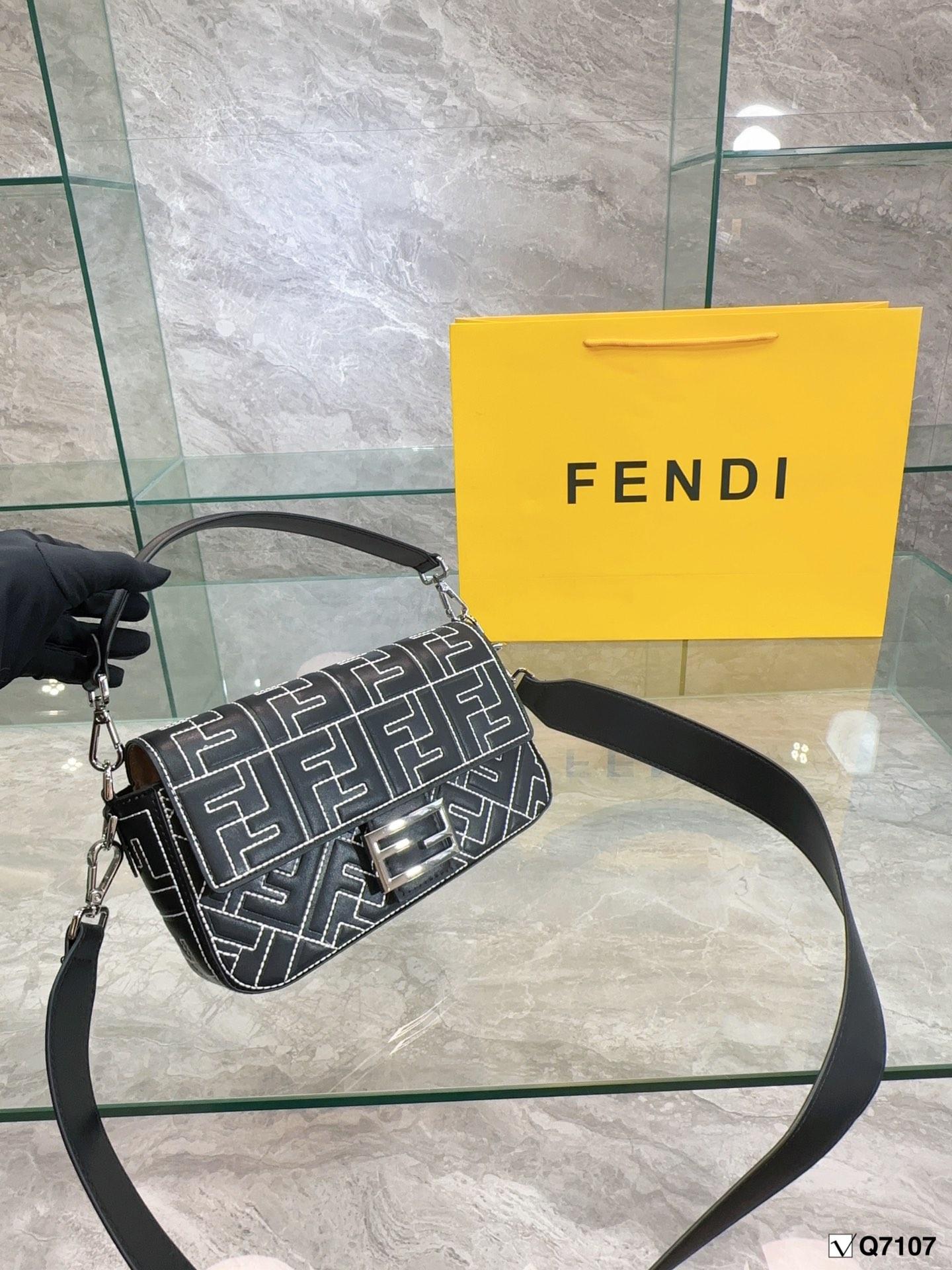 Replica Fendi Bag 26*15CM