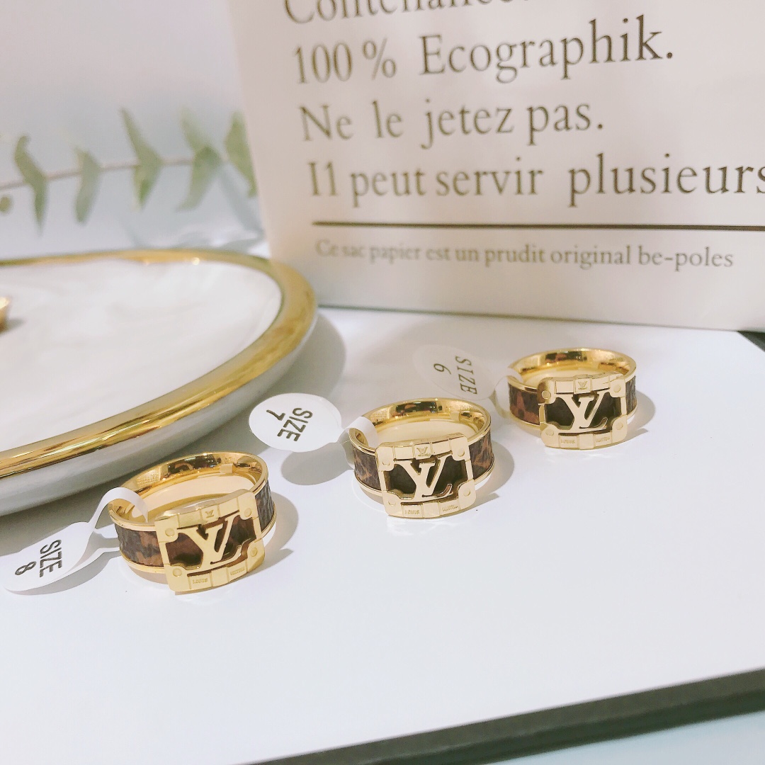 Replica LOUIS VUITTON Ring
