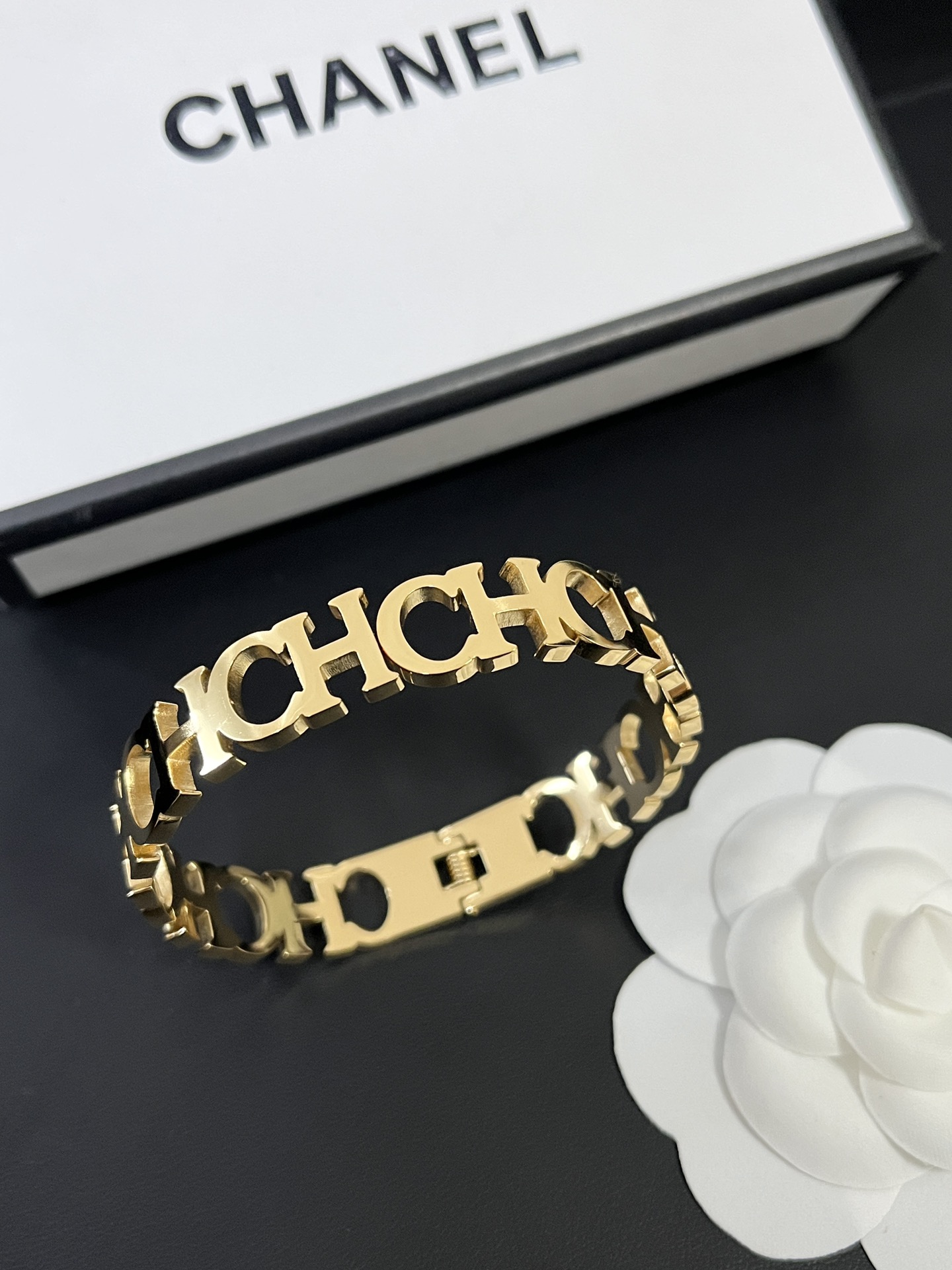Replica CHANEL Bangle