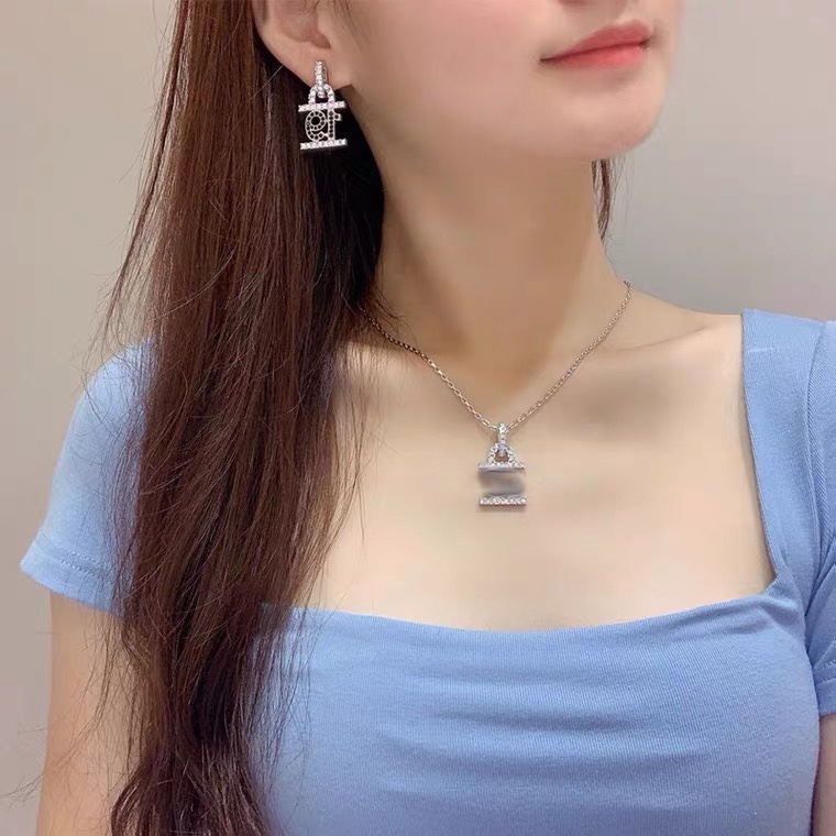 Replica CHANEL Earring