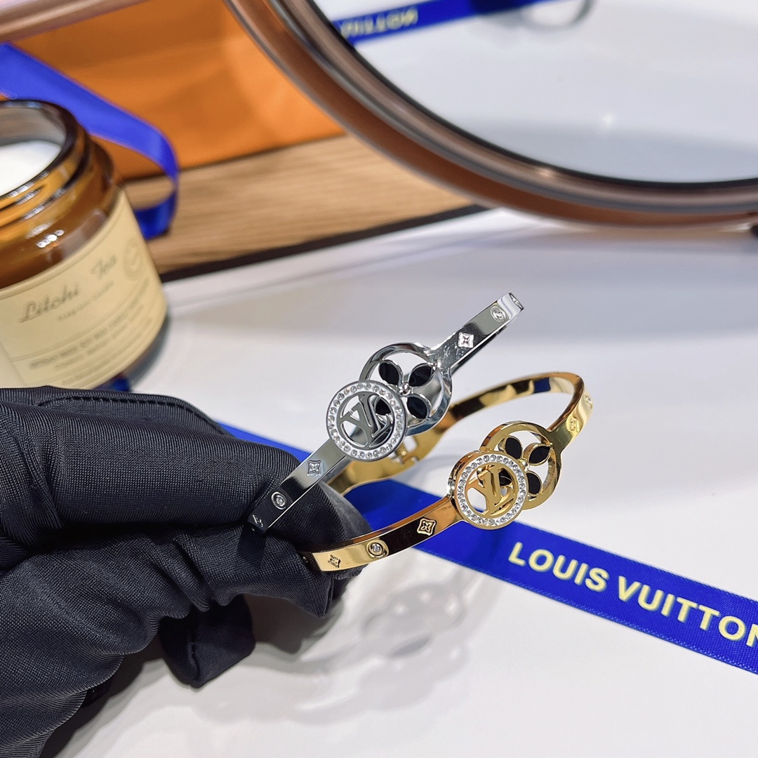 Replica LOUIS VUITTON Bangle