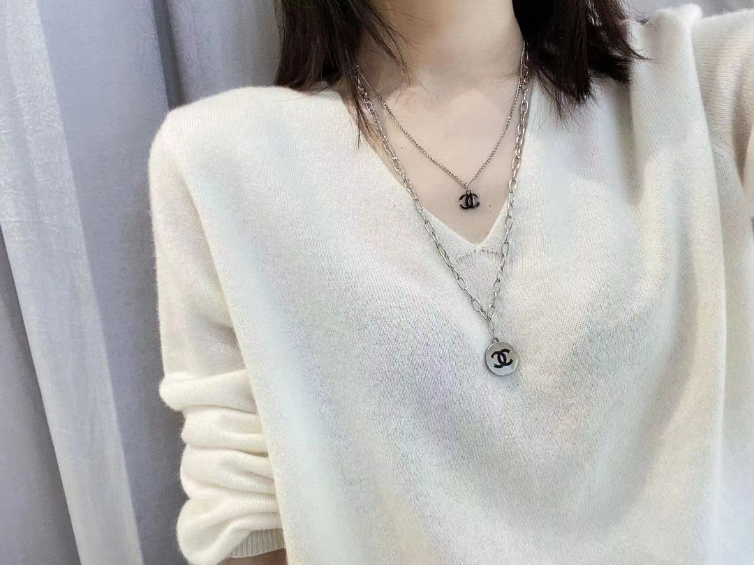 Replica CHANEL Necklace