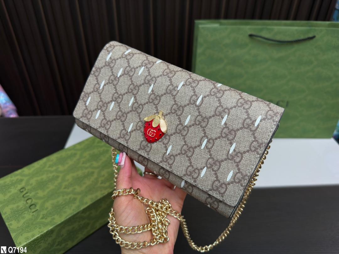 Replica Gucci Bag 11*21CM