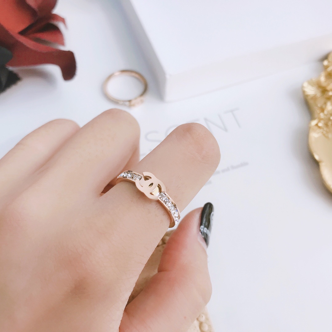 Replica CHANEL Ring