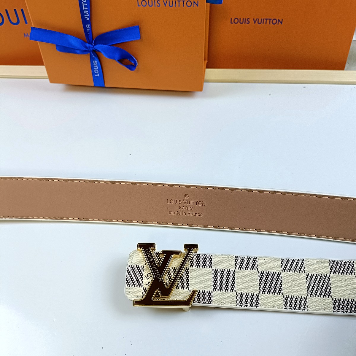 Replica LV belt