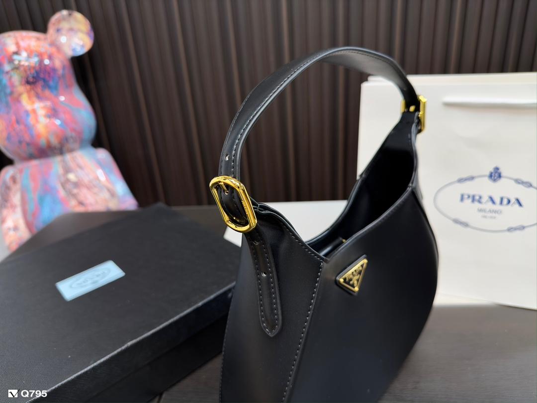 Replica Prada Bag 26*18CM