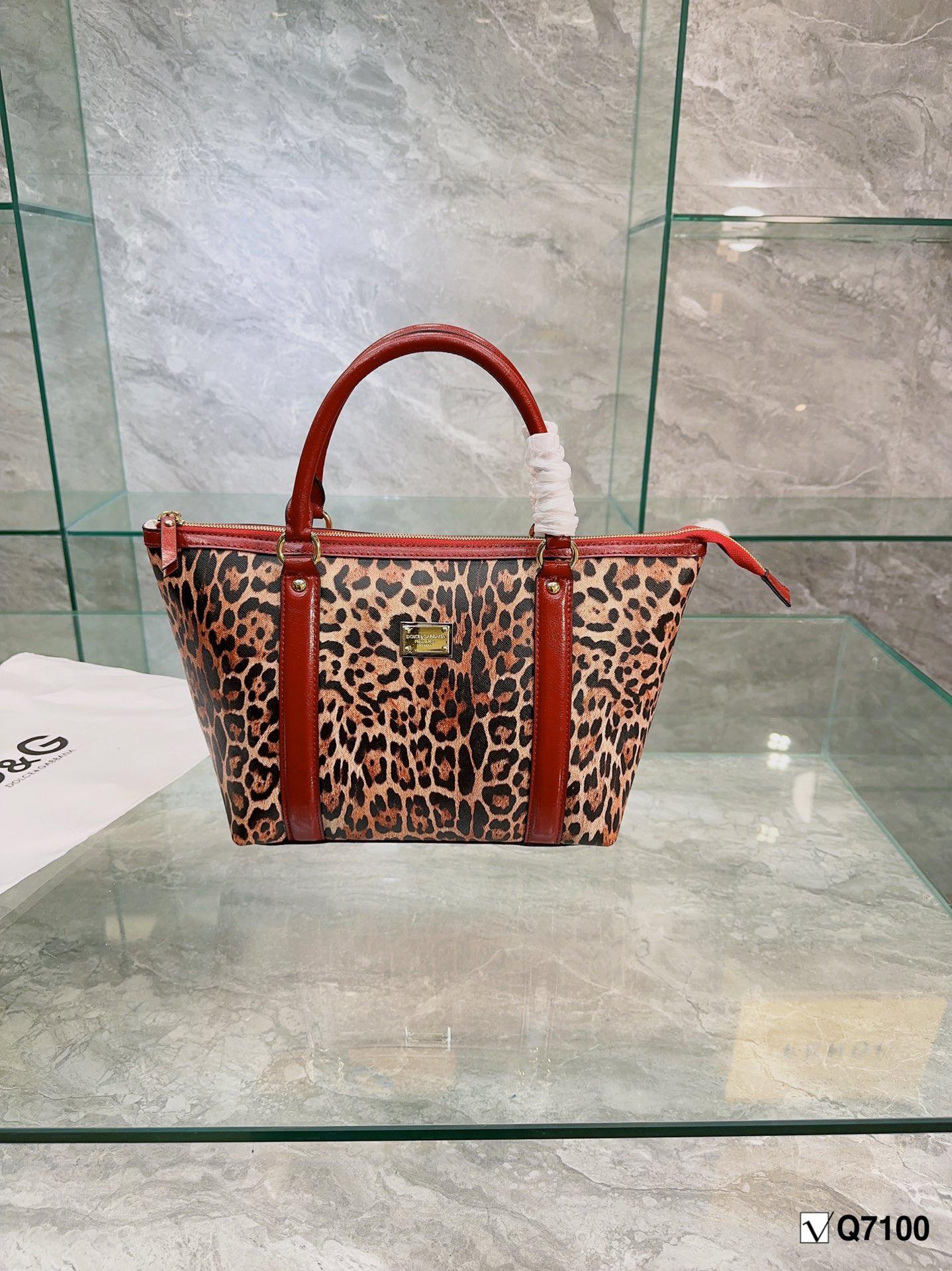 Replica Dolce Gabbana Bag  26*37*21CM