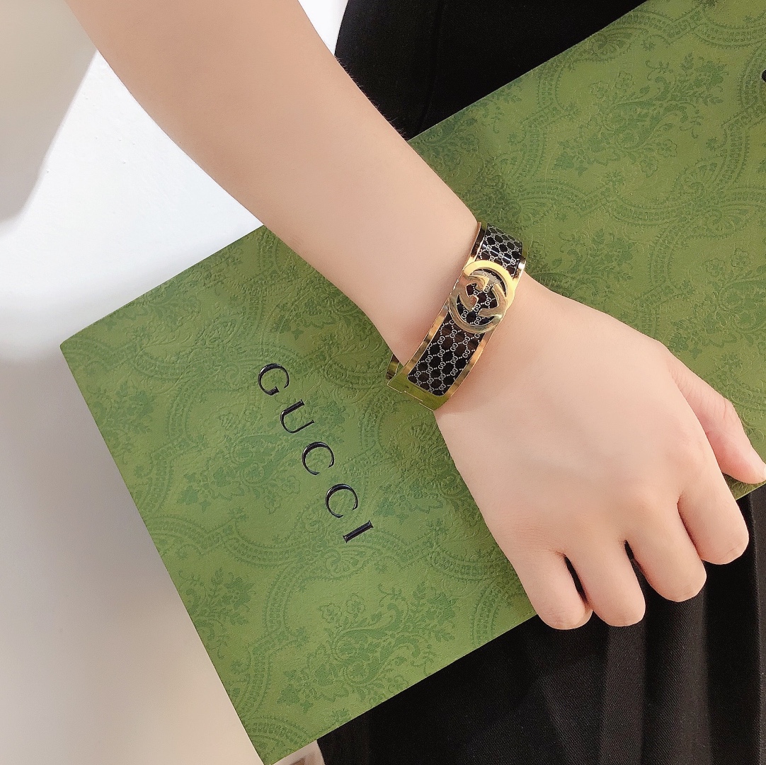 Replica GUCCI Bangle