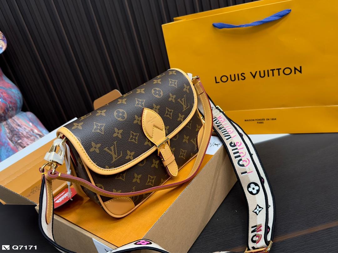 Replica Louis Vuitton Bag 24*15CM
