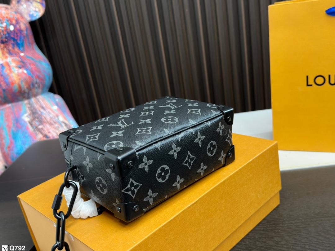 Replica Louis Vuitton Bag 18*12CM
