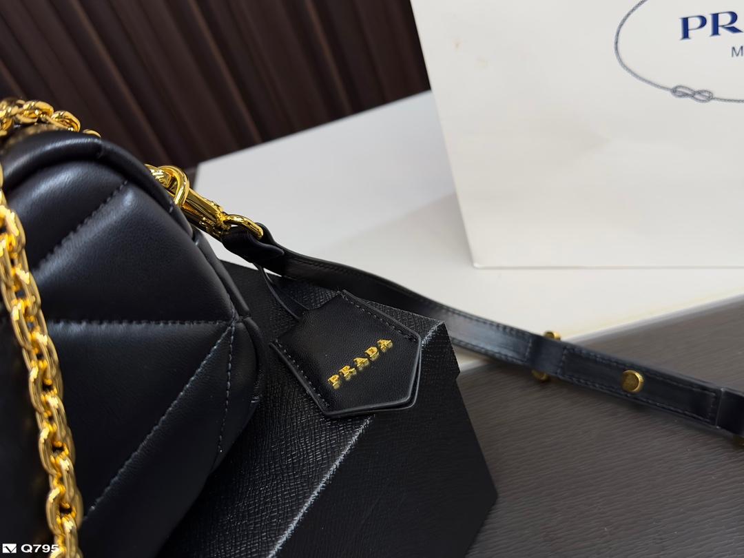 Replica Prada Bag 22*12CM