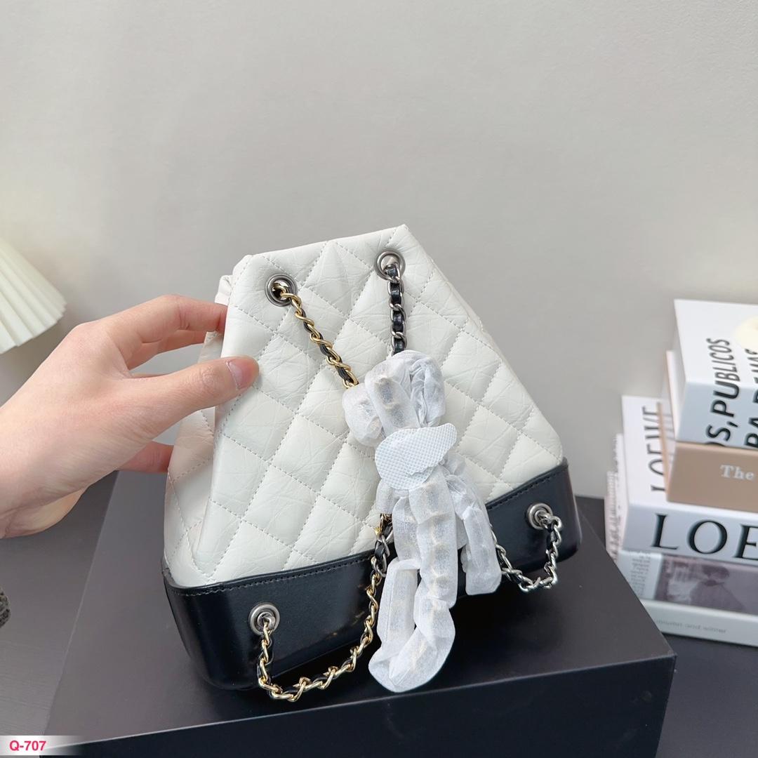 Replica Chanel Bag 22*21CM