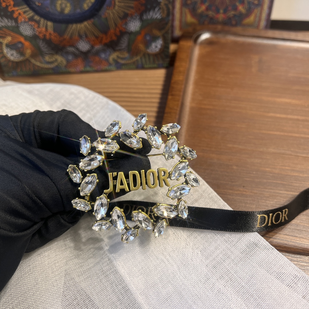 Replica DIOR Brooch