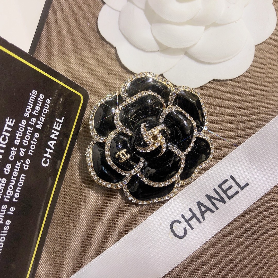 Replica CHANEL Brooch