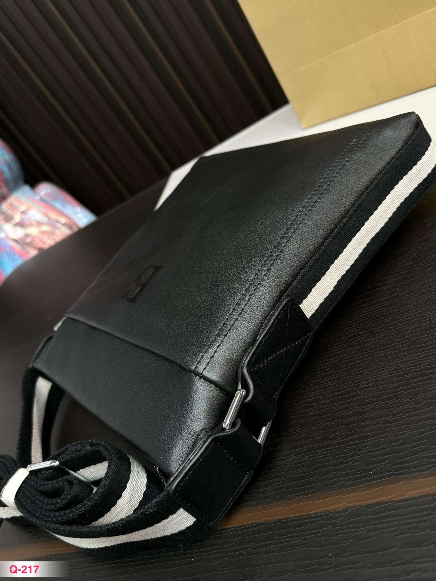 Replica Burberry Bag 25*26CM