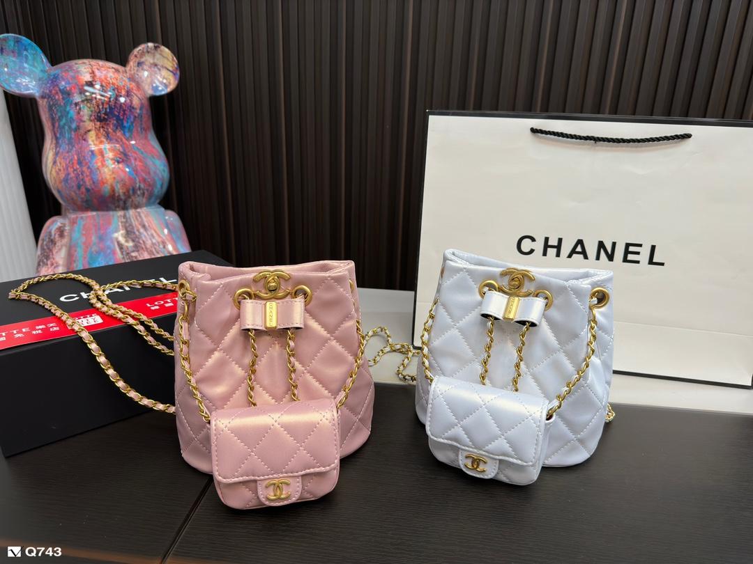 Replica Chanel Bag 18*18CM