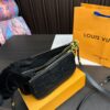 Replica Louis Vuitton Bag 12*23CM
