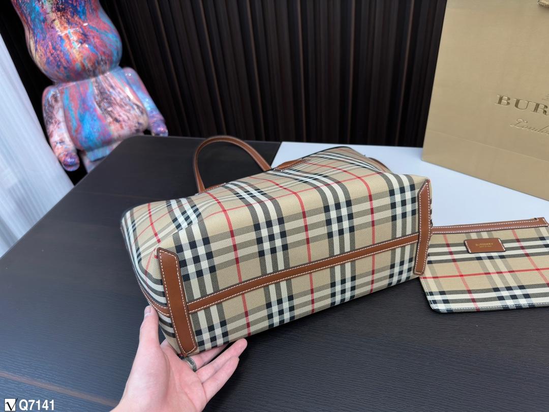 Replica Burberry Bag 35*29CM