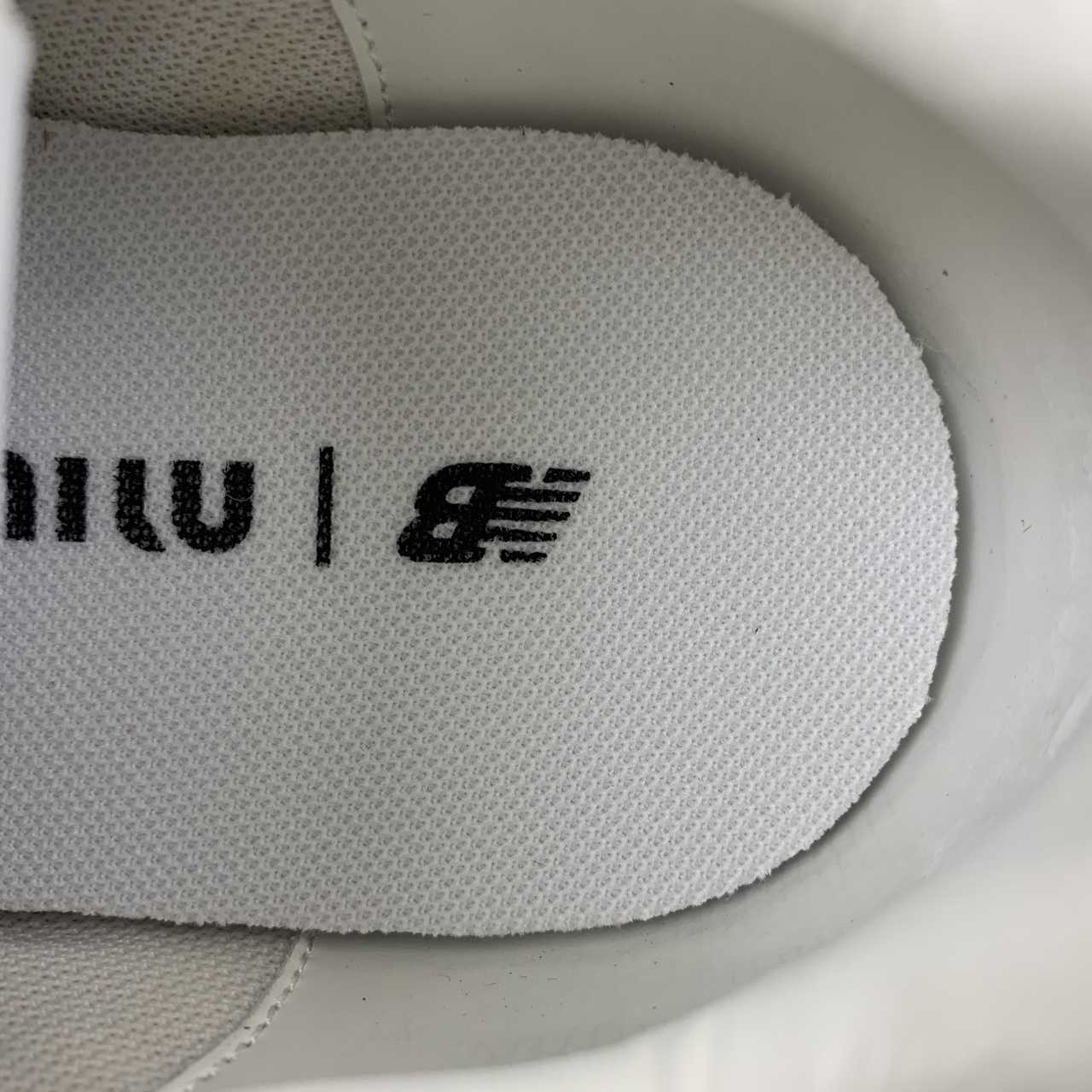 Replica New Balance Shoe Miumiu x New Balance 24s SizeU   35 36 37 38 39 40