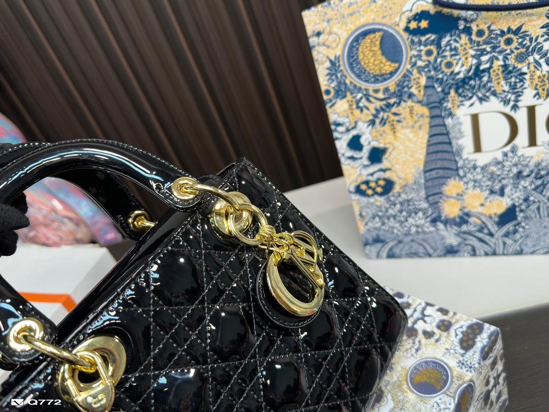 Replica Dior Bag 17*20CM
