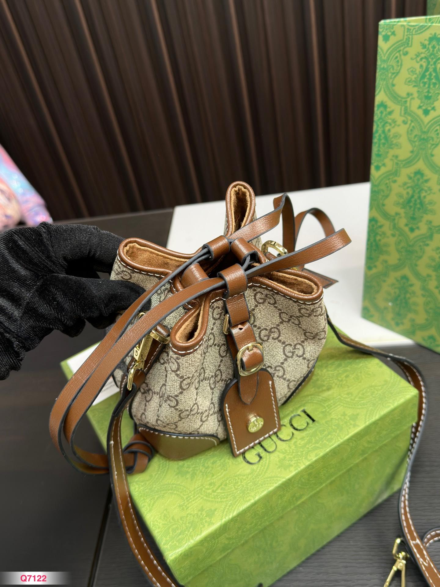 Replica Gucci Bag 13*14CM